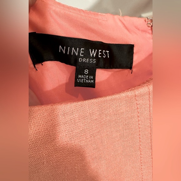 Nine West Linen Blend Coral Gold Stamped Design Pocket Dress 8 - Picture 4 of 11
